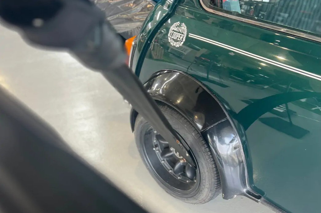 Moby Mountain Tent tie down