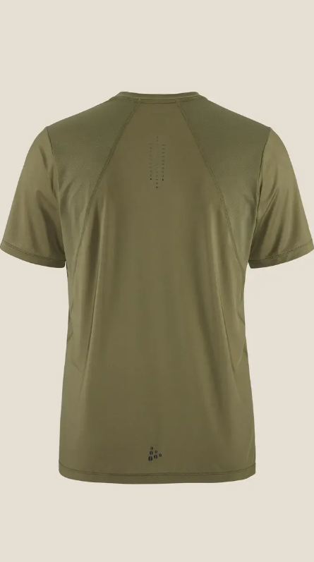 CRAFT ADV Essence SS Tee 2 M
